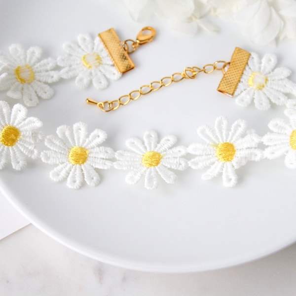 Yellow + White Chunky Daisy Flower Lace Choker Necklace