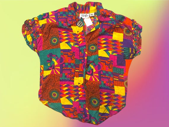 Abstract Pattern short sleeved button up Blouse - image 1