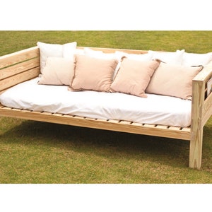 Outdoor Sofa Plans. Wood Daybed