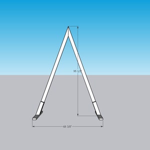 Pu&ograve; includere: Una struttura in legno a forma di A di colore bianco con dimensioni di 68 3/8 pollici di larghezza e 95 1/2 pollici di altezza.