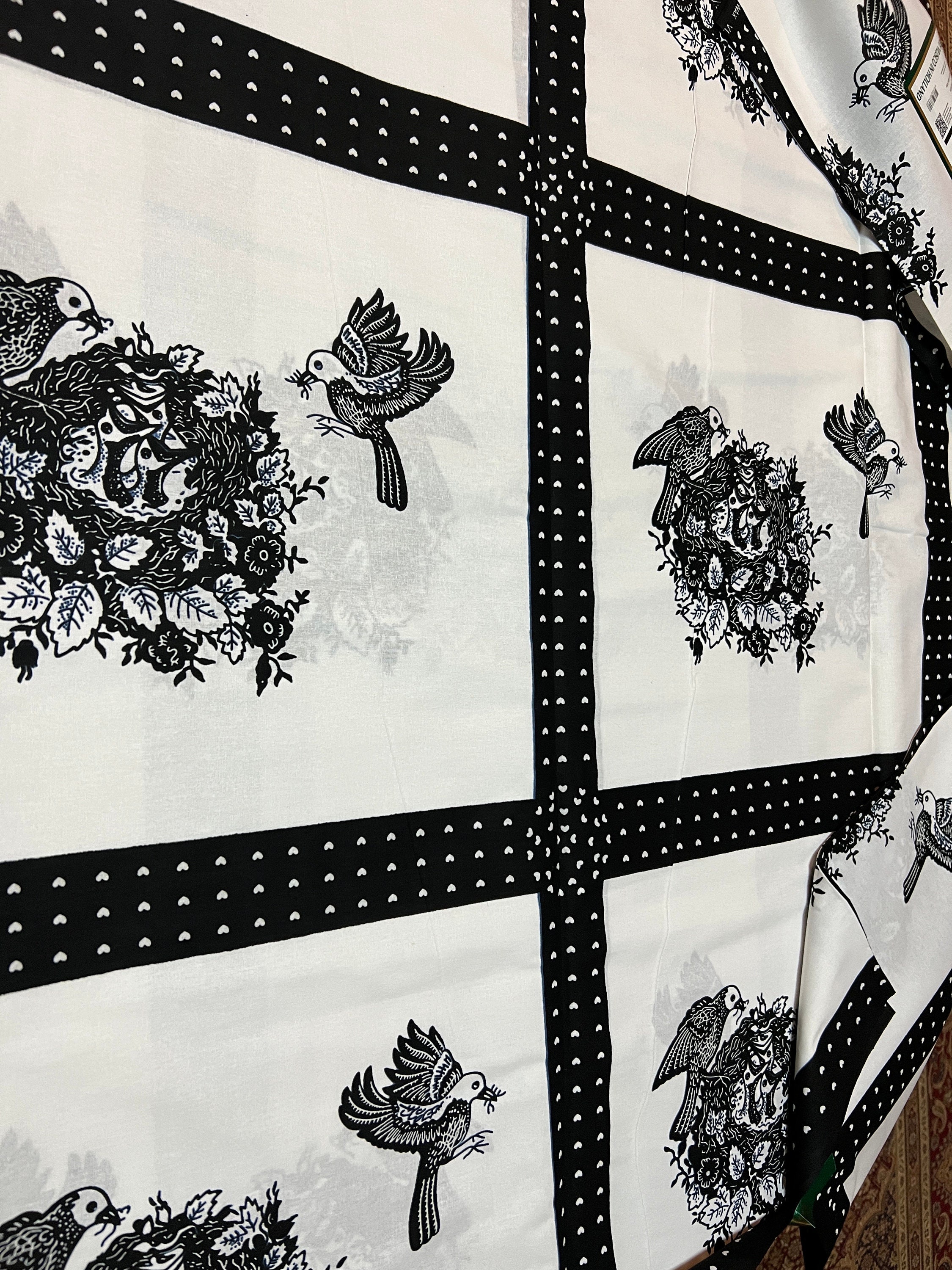 African Fabric/wax Print/ per 6 Yards, Black and White