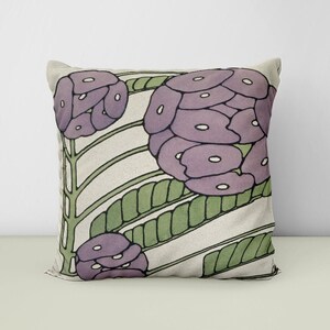 Art Deco Floral Print Decorative Pillow