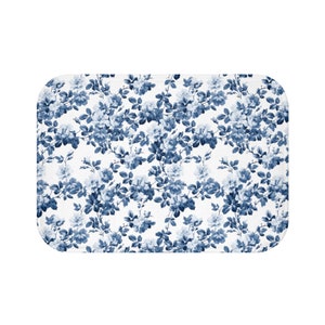 Antique Blue and White Floral Print Bath Mat, Maximalist Floral Pattern Bath Mat, Chinoiserie Style Flower Print Bath Decor, Chic Bath Decor