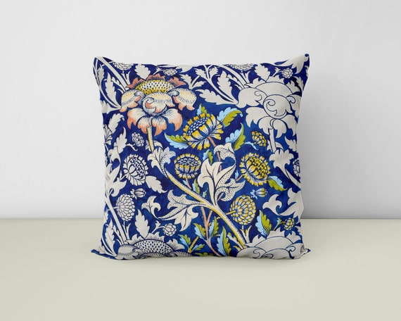 Blue and white floral throw pillows hotsell