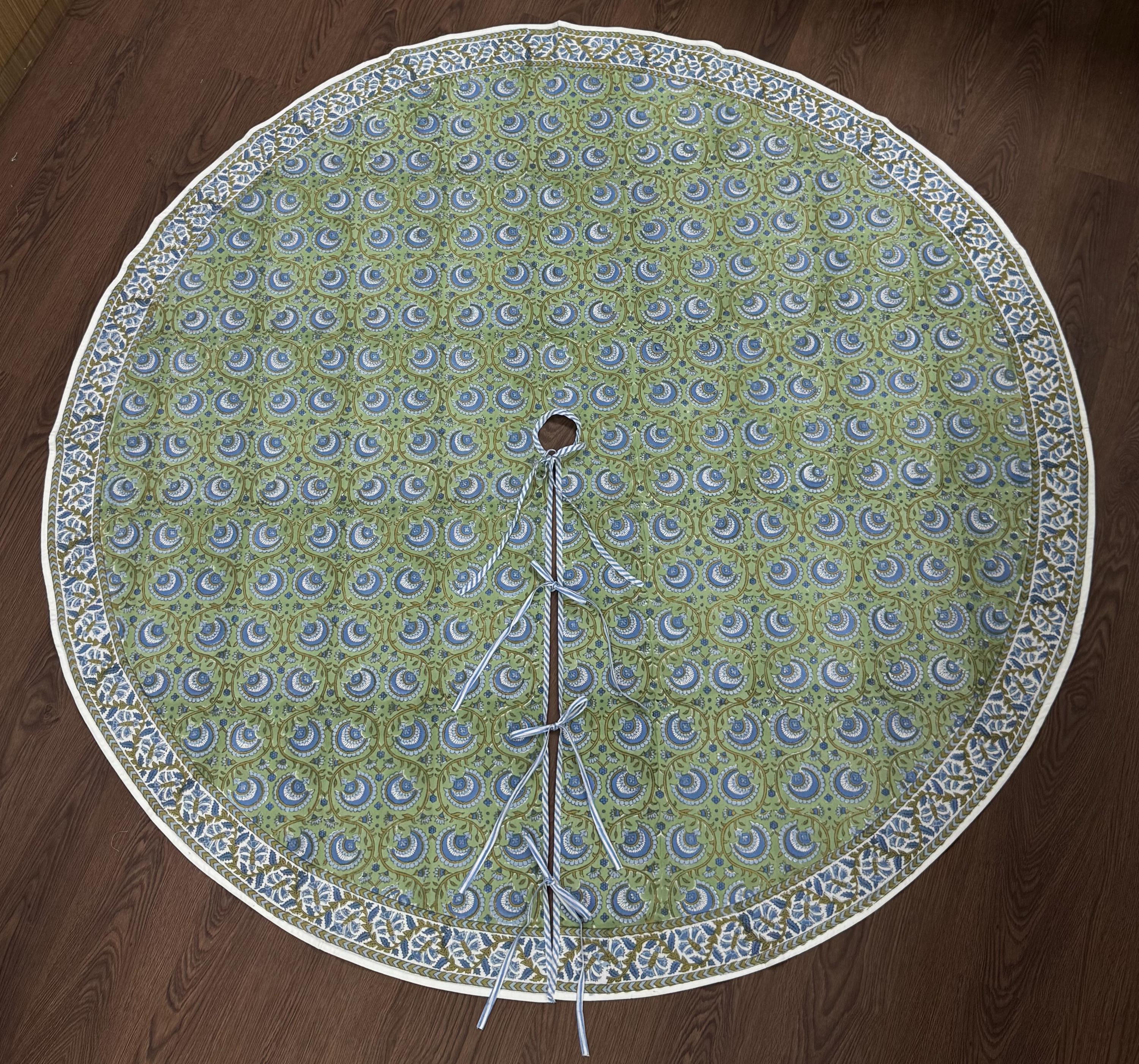 Floral Block Printed Border Tree Skirt, Pure Cotton Vintage Christmas Decor Tree Skirt for Home, Office, Restaurant, Cafe, Hotel, Gifting