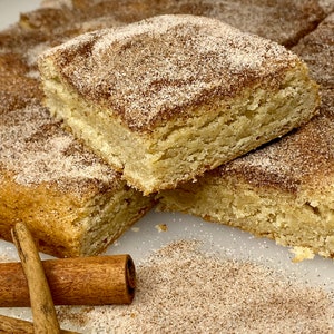 Cinnamon Snickerdoodle Churro Blondies Bar Cookies