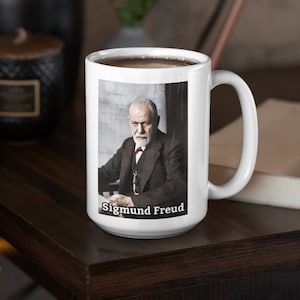 Vintage-Inspired Sigmund Freud Cafeteria Mug: Unique Gift for Psychology Students & History Lovers