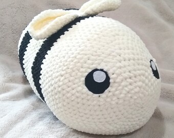 WZÓR: Pluszowa pszczoła szydełkowa