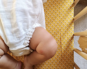 Drap-housse de lit d’enfant, drap-housse de lit d’ocre/moutarde de lever du soleil, drap de berceau neutre, drap de lit bébé, chambre de bébé, drap de lit d’enfant, drap de berceau