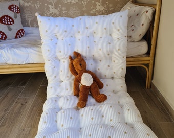 Daisy waffle cushion baby room decoration, cotton cushion, floor pillows, kids pillows, nursery pillow, baby girl cushion, baby shower gift