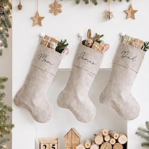 Calcetín navideño de lino personalizado, calcetín de lino minimalista, decoración navideña escandinava, calcetines familiares neutros, calcetín navideño de lino natural