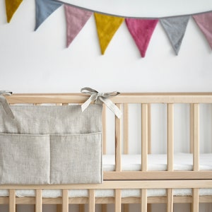 Opberger babybedje, natuurlijk linnen zak nachtkastje, opberger luiers, opberger babykamer, Scandinavische kinderkamer, hangende linnen opbergtas