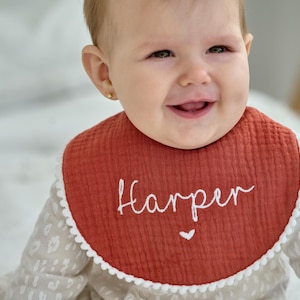 Personalised Baby Bib, Monogrammed Baby Bib, Baby Shower Gift, Baby Gift, Baby Bib, Custom Baby Bib