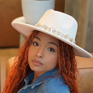 Gemstone Glam White Fedora, Trendy Fedora Hats for Men & Women Wide Brim Felt Hat Dress Panama Hat Two Tone Fedora,