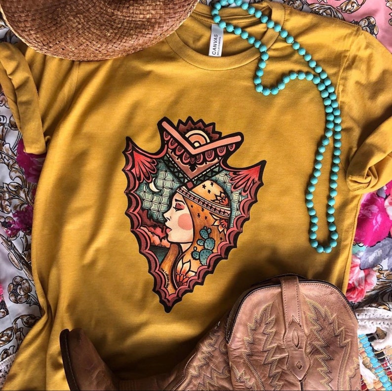 Hand drawn Arrowhead Desert Dreamer Tee