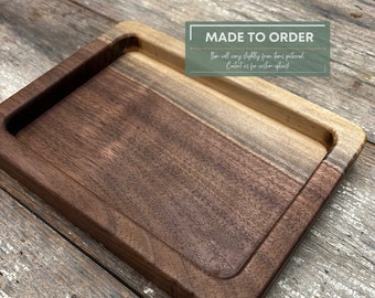 Handcrafted Hardwood Catch-All Tray: Personalized Key & Jewelry Organizer