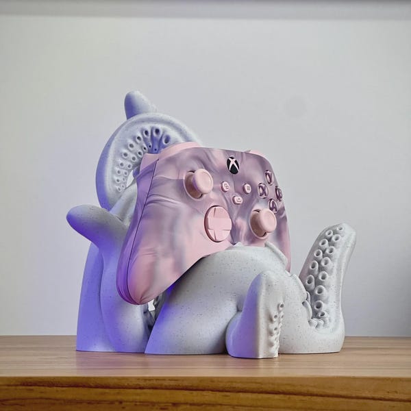 Tentacle Game Controller Stand: Universal Joystick Holder