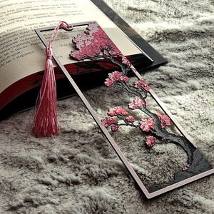 Japanese Sakura Tree Bookmark – 3D Printed Cherry Blossom Bookmark, Aesthetic Bookmark, Gift for Book Lovers, Unique Book Mark, Reader Gift. image 6