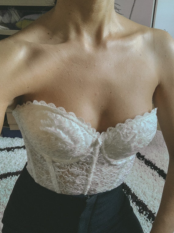 White embroidery corset
