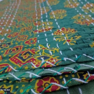 Indian Ajrakh Patchwork Kantha Quilt Handmade Print Kantha Throw Indian Blanket Queen Bedspread Kantha Bed Cover Bohemian Quilt Queen Size