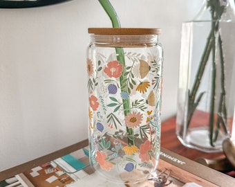 Boho Flower Bloom Iced Coffee Glass Cup Spring Daisy Glass Tumbler Plant gift for her Summer Tumbler lover