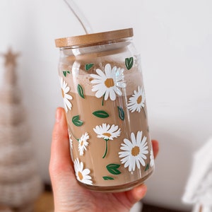 Daisy glass cup  Daisy glasses Daisy glass can cup Flower cup iced coffee cup, retro flower Daisy cup Boho Floral Daisy Iced Coffee Cup