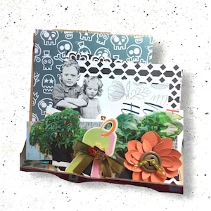 Scrapbooking-Accessoires. Weit über 50 Stück. Ephemera. Zuhause und Pflanzen Themen. Buchseiten. Blüten. Karte. S und H Sparbuch. Goldbuchbindung.