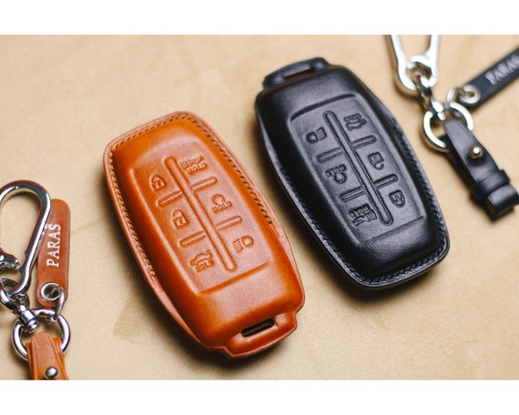 2021 New Luxury Brand Designer Leather Keychain Accessory Car Key