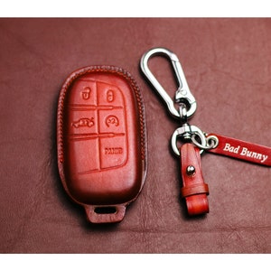 Custom Leather key fob cover for Grand Cherokee Compass Chryslerr 300 200 Dodgee Challenger Charger Dart Durango Car Accessories for Dodgee