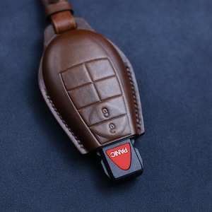 Leather Key fob Cover holder for Ramm Classic, Dodgee Classic, Grand Caravan, Dart, Chryslerr Town & Country Cherokee, Commander Grand