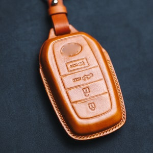 Leather Cover Tundra TRD Pro 2022 2021 Leather Key Fob Cover Toyotas 2023 Tundra Truck Pickup Custom Fob Case Stamp Tundra Remote Holder