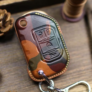 Coprichiave in stile militare per Wrangler Coprichiave in pelle per Dodgee Cherokee L Ramm Grand Renegade Wagoneer Rubicon Sahara JK JL Smart Key