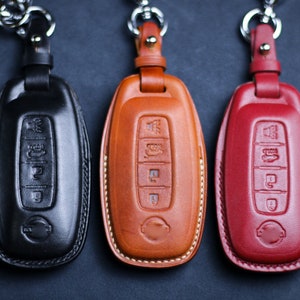 For Nissans Pathfinder Rogue Kicks Ariya Z GT Xtrail Frontier Titan Key Fob Cover Case Keyless Remote Holder Leather, Nissans Keychain