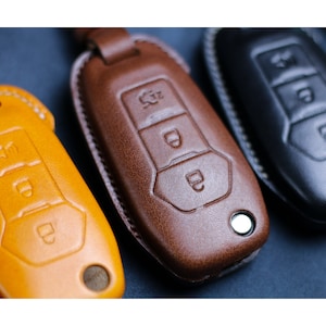 Custodia portachiavi in pelle con portachiavi a scatto Maverick 2025 2024 F150 Lariat XLT Rattler F250 Ranger Maverick Portachiavi portachiavi con telecomando senza chiave