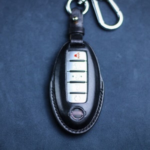 Leather Cover for 370Z 2022 2023 New Form Key Pathfinder Altima Armada Maxima Gt-R Rogue Titan Kicks Frontier Keyless Remote Holder