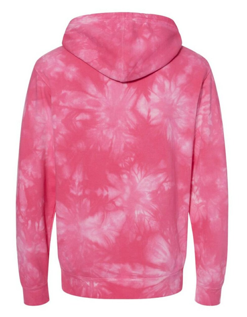 Puede incluir: Una sudadera con capucha de color rosa tie-dye con capucha blanca. La sudadera tiene un corte holgado y una sensaci&oacute;n suave y c&oacute;moda.