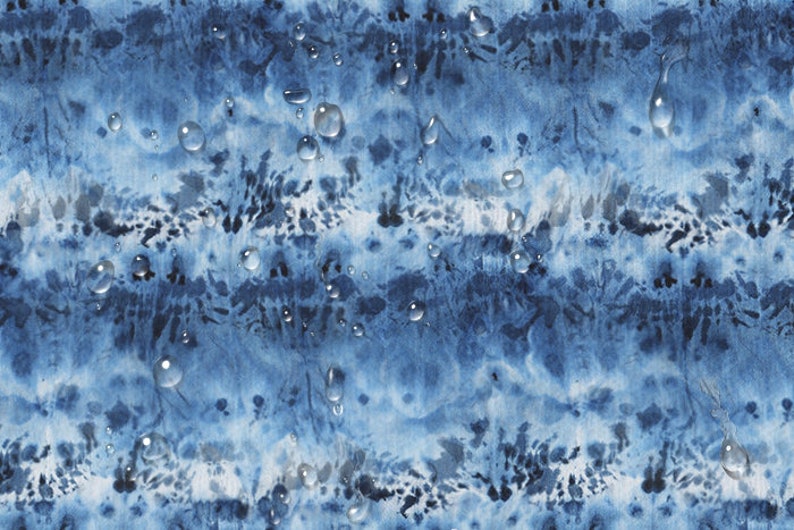 Puede incluir: Fondo abstracto de acuarela en tonos azules con acentos blancos. El fondo est&aacute; cubierto de gotas de agua.