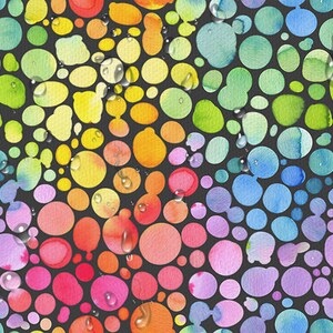 Puede incluir: Un patr&oacute;n abstracto colorido de c&iacute;rculos de acuarela en tonos de rojo, naranja, amarillo, verde, azul, morado y rosa sobre un fondo negro. Los c&iacute;rculos est&aacute;n dispuestos en un patr&oacute;n aleatorio y parecen estar h&uacute;medos con gotas de agua.