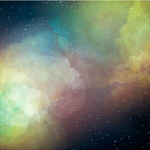Puede incluir: Pintura abstracta de acuarela de una galaxia con tonos de azul, verde, amarillo y marr&oacute;n. El fondo es azul oscuro con estrellas blancas.