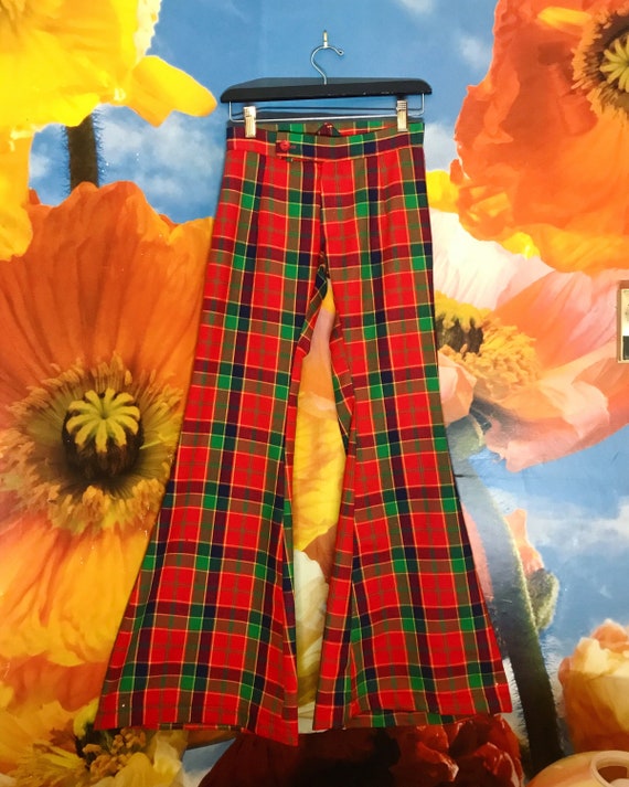 RARE 1960’s Extremely Flared Plaid Psychedelic Gla
