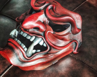 Rote Samurai Mempo Gesichtsmaske - Japanischer Krieger Cosplay Kostüm Accessoire für Kabuto Rüstung
