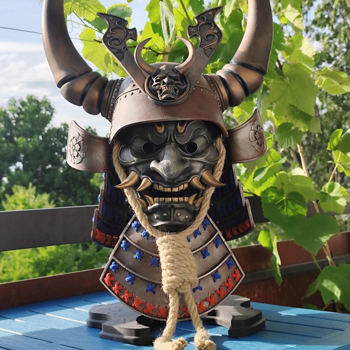 サムライ鬼戦士ヘルメット - コスプレ、ハロウィン、仮面舞踏会用の赤