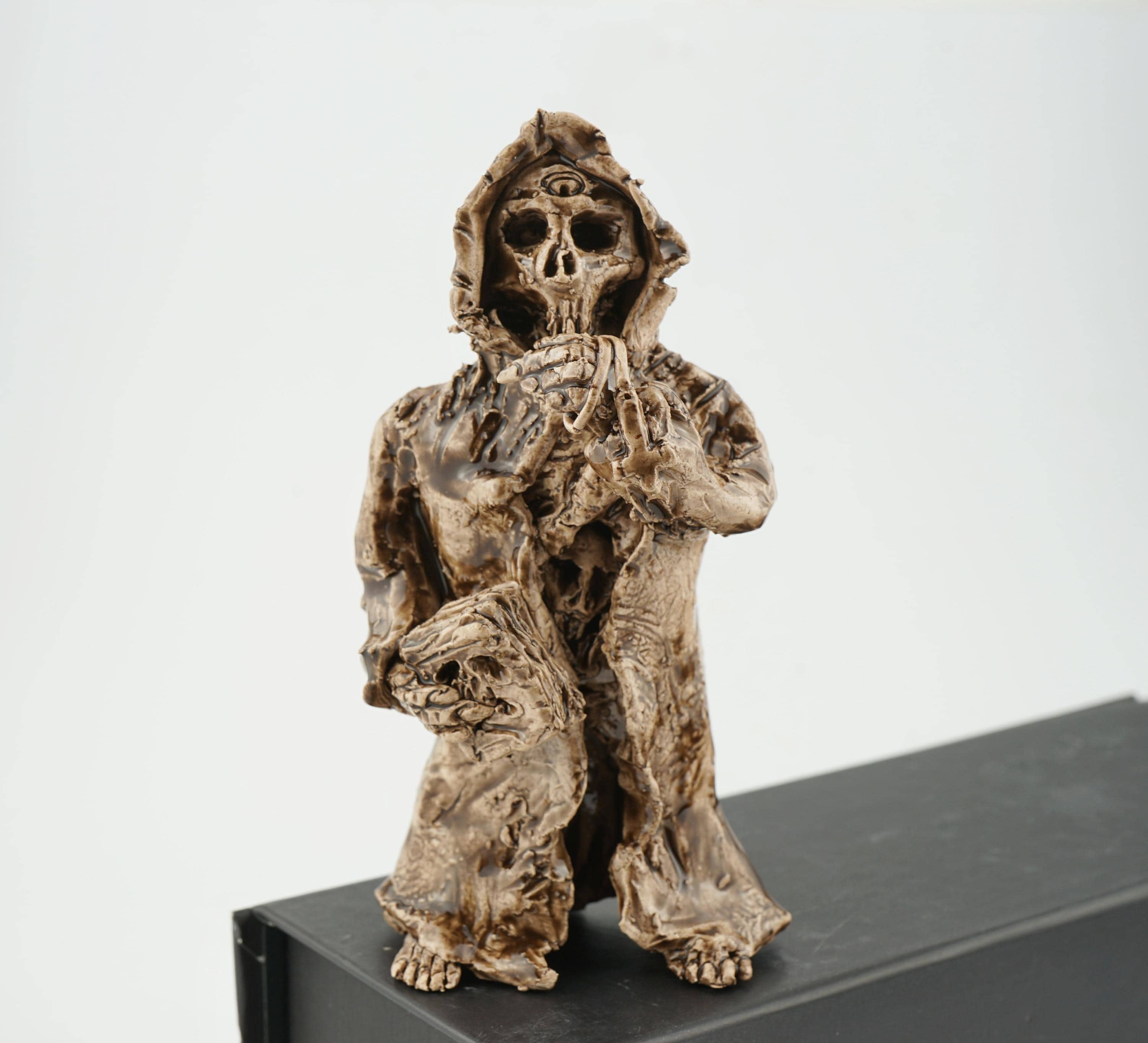Absurdly Ominous Sculptures Creepy Statues Creepy Statues Keeper