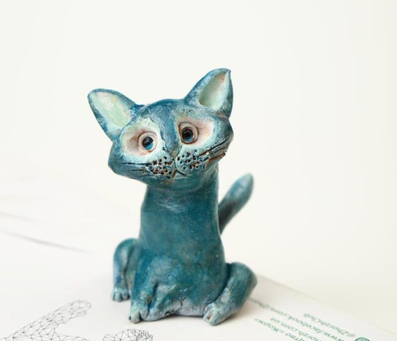 小さな青い陶器の猫の置物 - 職人による粘土彫刻、ホーム
