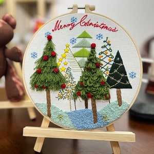 Christmas Tree Embroidery Kit for Beginners Christmas Pattern Personalized Gifts 8 inch Hoop Art Craft Kits for Mom, Kids