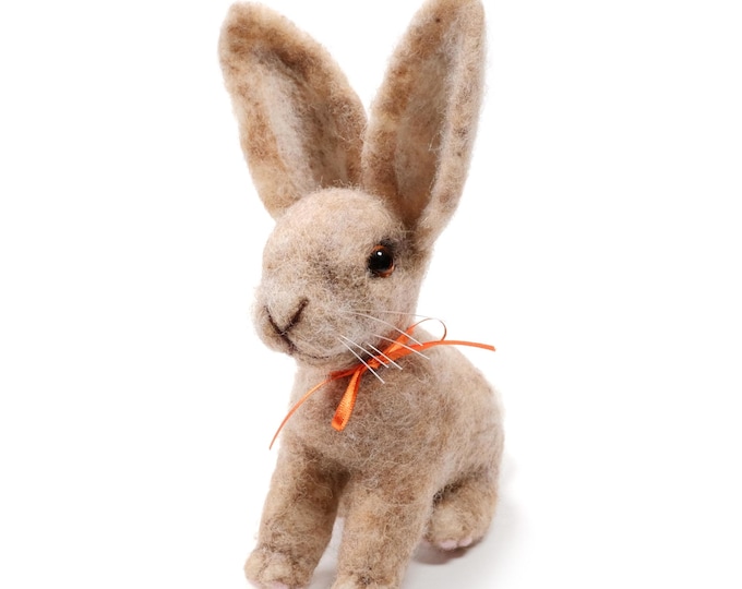 Hare Needle Felting Kit for Beginners: 5" DIY Craft with Merino Wool