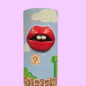 Super Mario bros pot // decor // lip pot // retro game