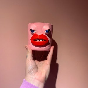 Quirky strange head face pot pink eyes and lips weird art image 4