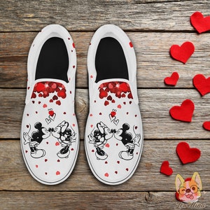 Vosda Mens Hand Drawn Valentine Hearts Flag Color Tennis Shoes for Mens Cute Casual Shoes Vosda Mens Hand Drawn Valentine Hearts Flag Color Tennis Shoes for Mens Cute Casual Shoes