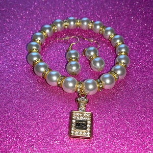 Beaded Queen Pearl Set